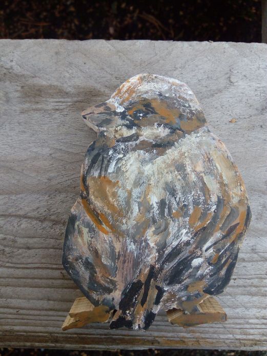 Kömmistö Enni Varpunen, akryyli vanerille kork. 10 cm 160 € tai 20 €/kk